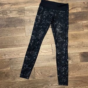 Lululemon workout leggings